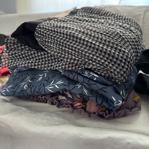 Mystery Box - Picture 2 of 2